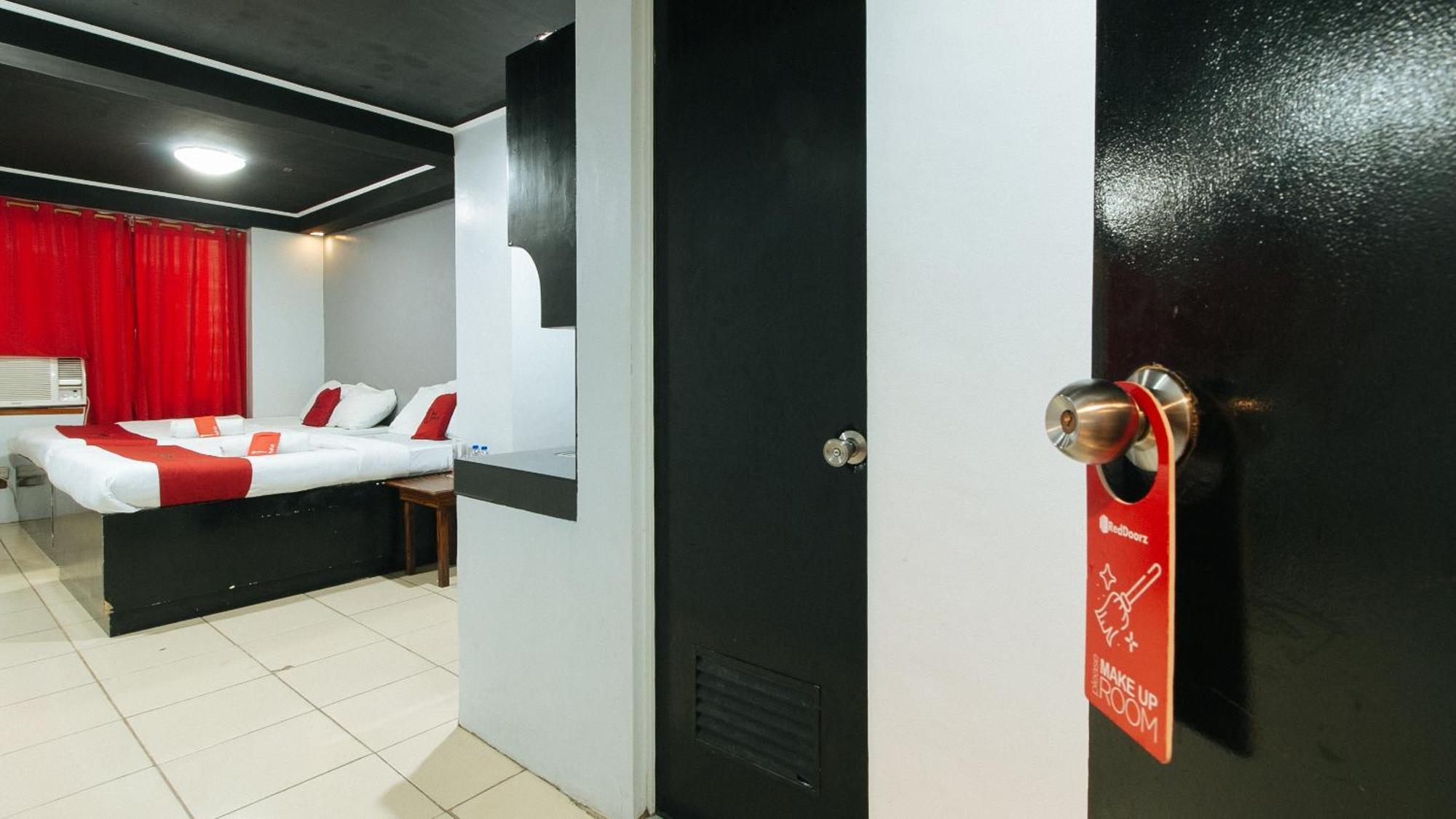 Reddoorz At Good 101 Paranaque Paranaque City Exterior photo