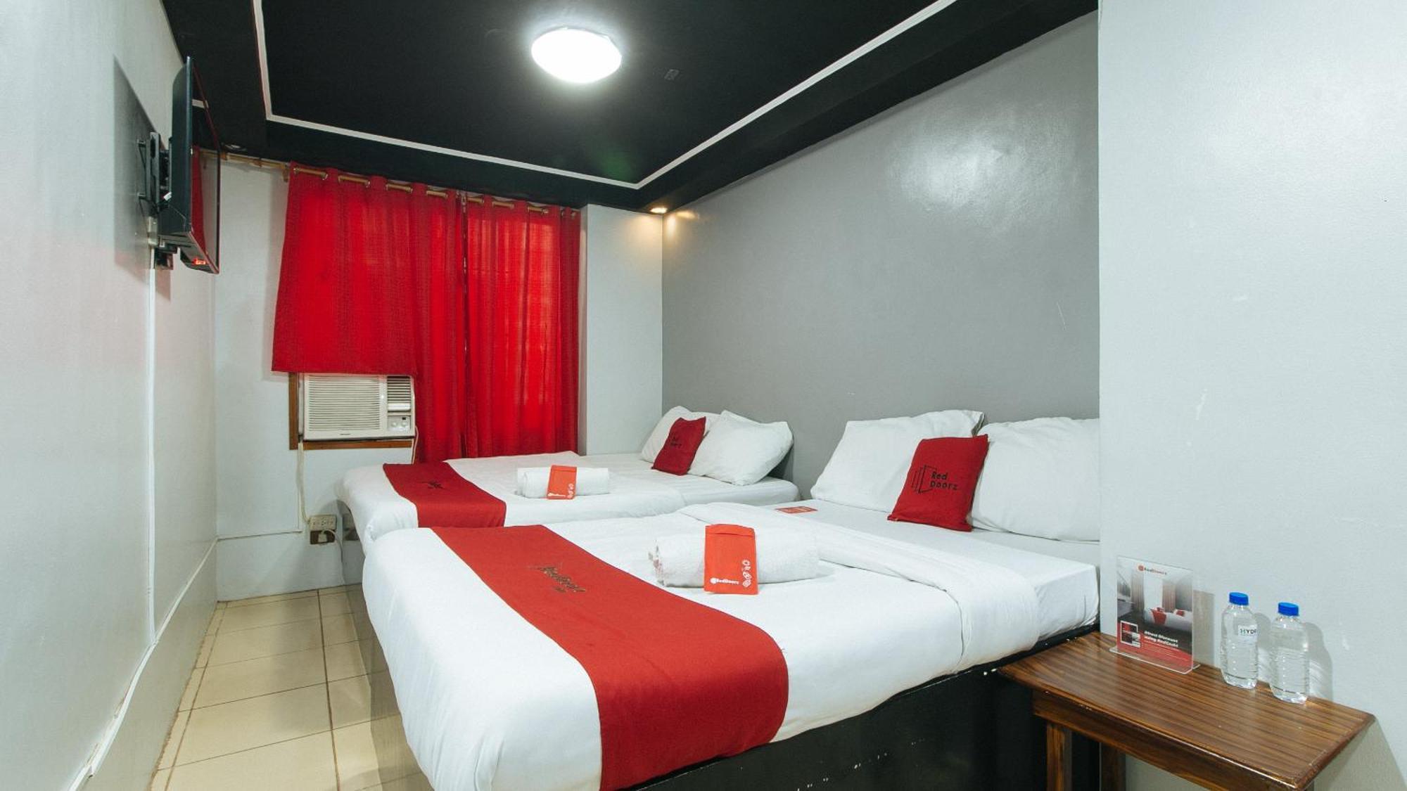 Reddoorz At Good 101 Paranaque Paranaque City Exterior photo